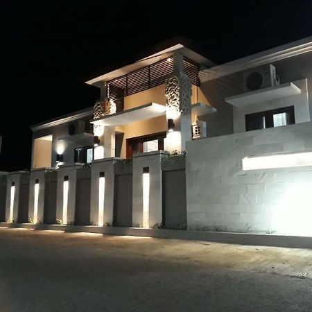 יוגיאקרטה Imperial Villa Syariah מראה חיצוני תמונה