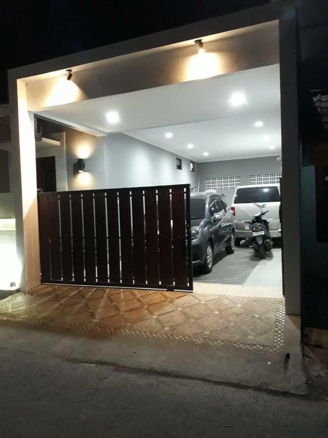 יוגיאקרטה Imperial Villa Syariah מראה חיצוני תמונה