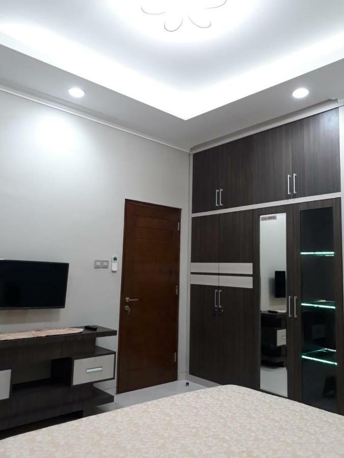 יוגיאקרטה Imperial Villa Syariah מראה חיצוני תמונה