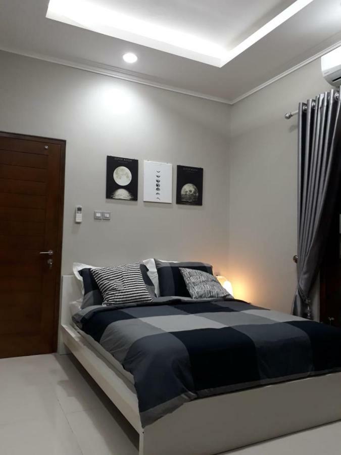 יוגיאקרטה Imperial Villa Syariah מראה חיצוני תמונה