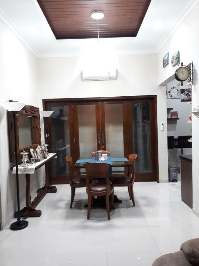 יוגיאקרטה Imperial Villa Syariah מראה חיצוני תמונה