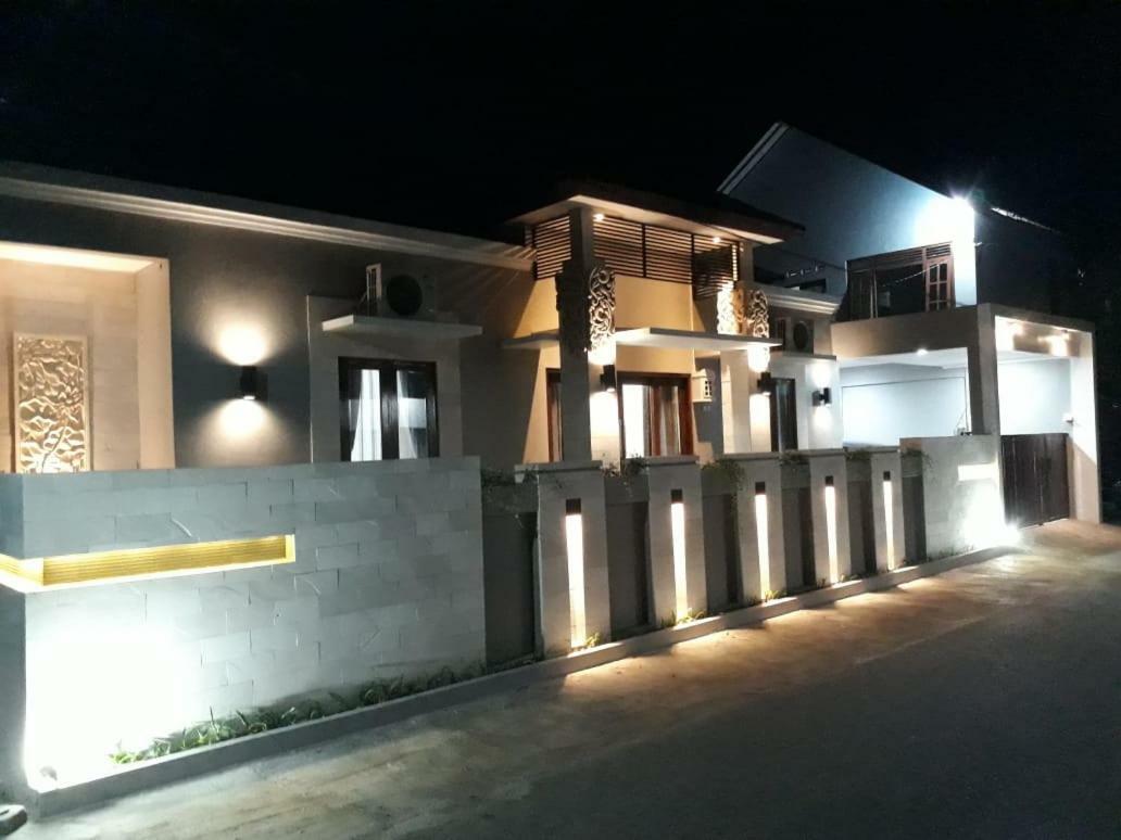 יוגיאקרטה Imperial Villa Syariah מראה חיצוני תמונה